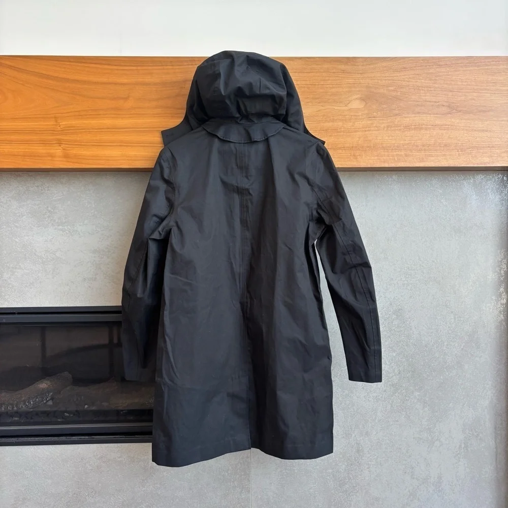NWT Victorinox Men's Lenzburg Longline Waterproof Jacket in Black, Size S